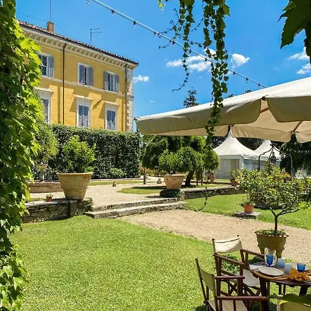 Palazzo Di Bagnaia Aparthotel Castel del Piano (Perugia)