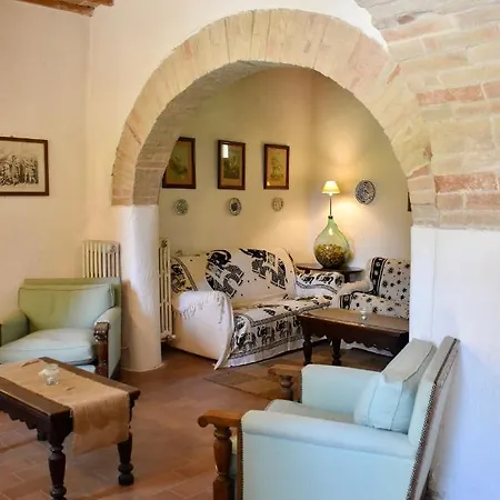 Palazzo Di Bagnaia Castel del Piano (Perugia)